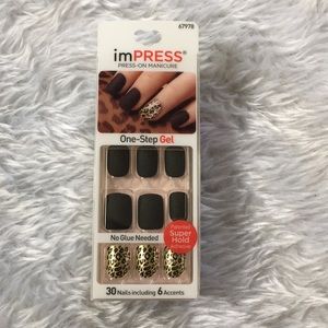 B2G2 Impress press on nails